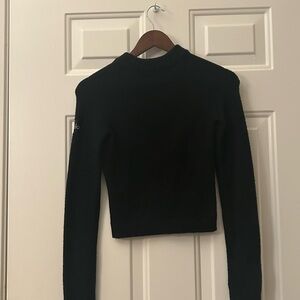 ALO Yoga Black Cropped Knit Pullover